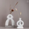 New Nordic modern minimalist geometric ceramic vases, living room decorative cabinets, hotel model rooms, wedding handicrafts Application Scenario